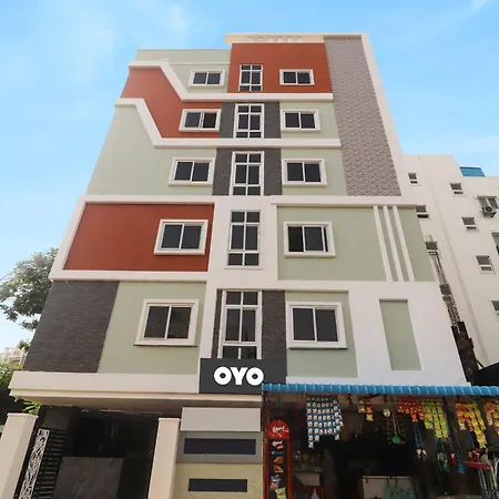 Collection O Sai Poojitha Suites